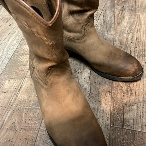 Cowboy boots main image 6